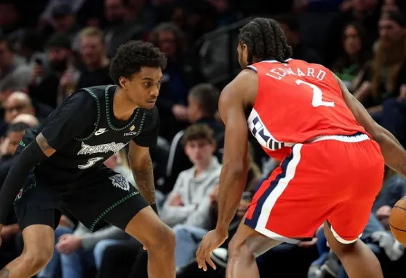 开云网站-伦纳德近2次对阵麦丹场均43分6.5板3.5助3断，三分命中率55%